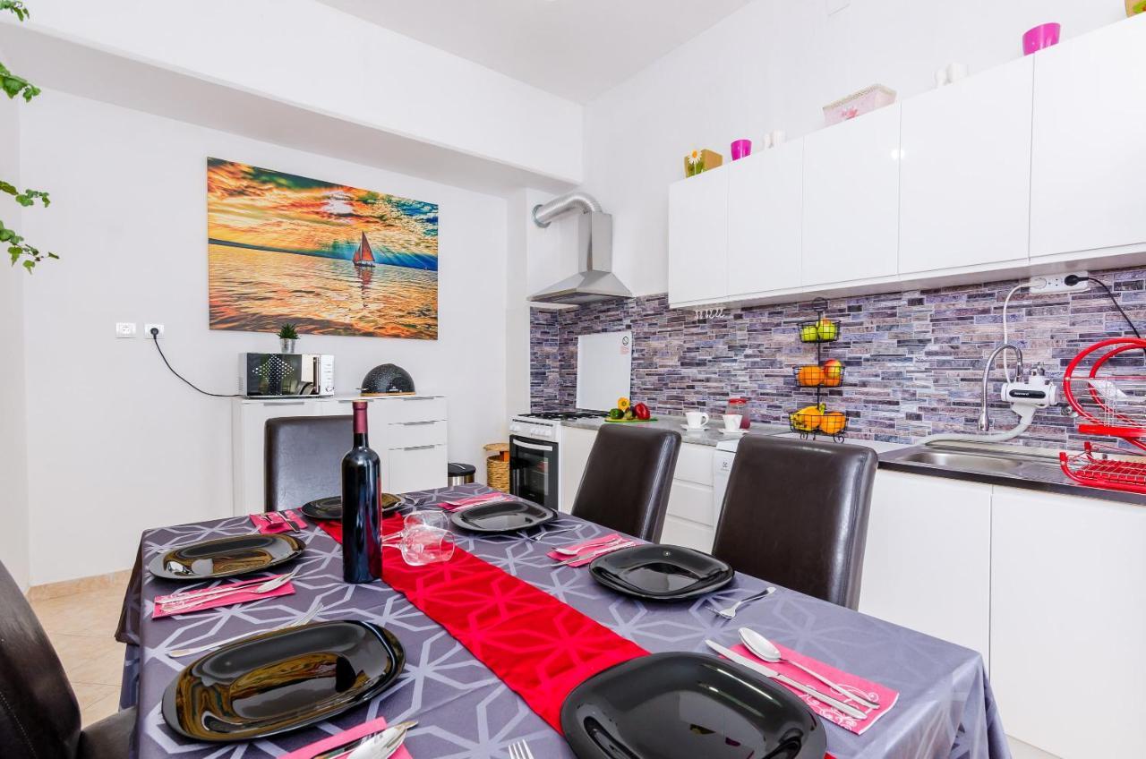 Holiday Home Lungo Mare Mlini Luaran gambar
