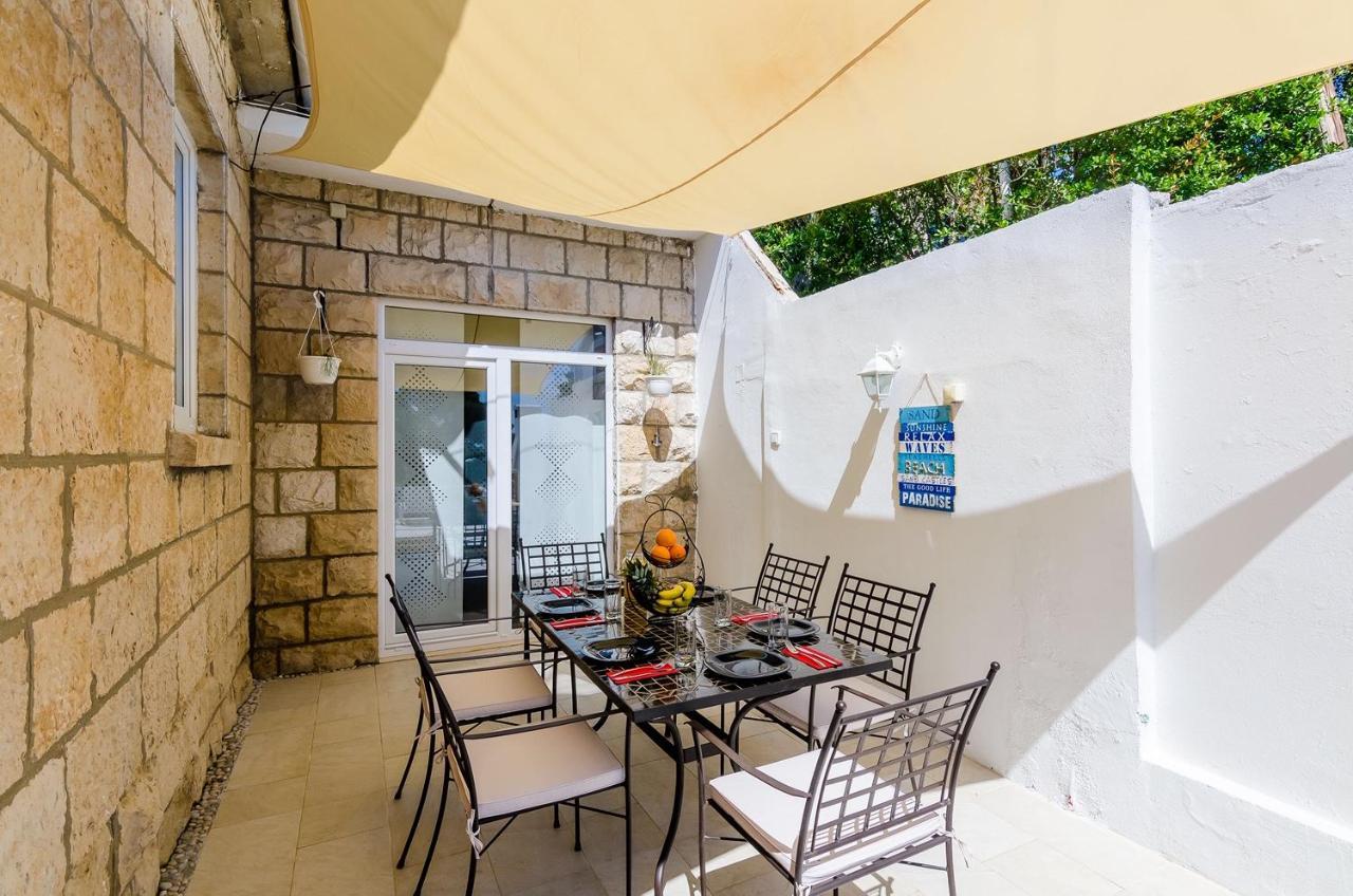 Holiday Home Lungo Mare Mlini Luaran gambar